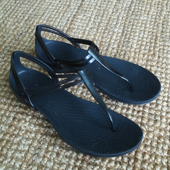Crocs thong sandals - Picture 1 of 9